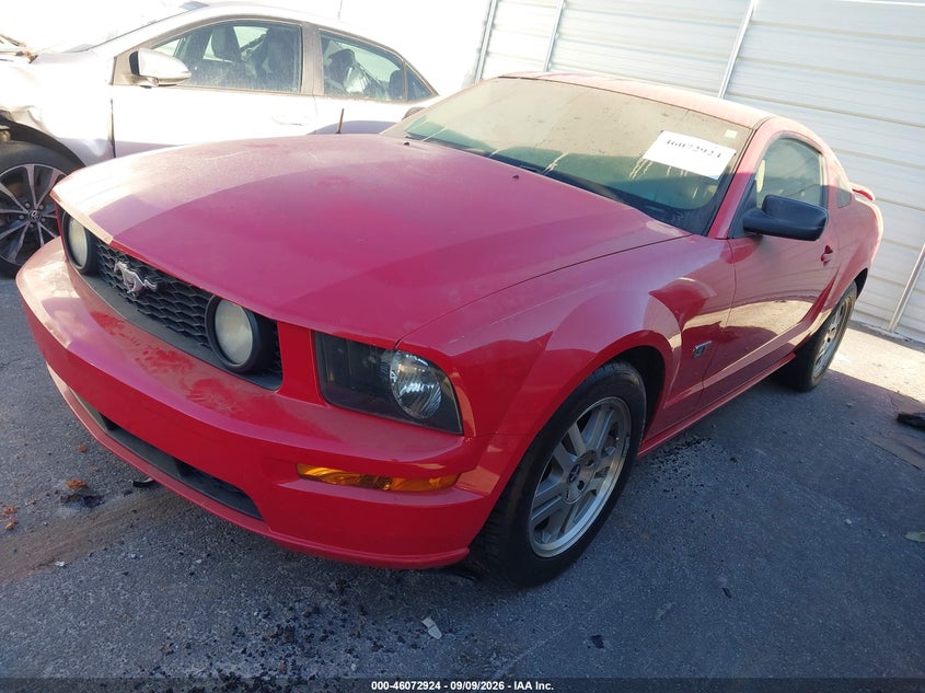 2006 FORD MUSTANG auction photo 2