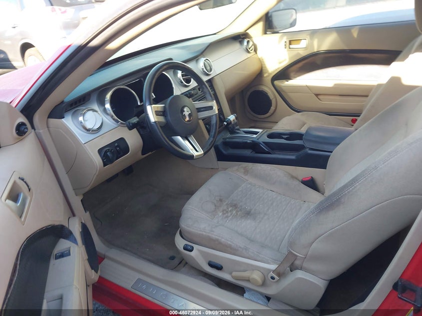 2006 FORD MUSTANG auction photo 5