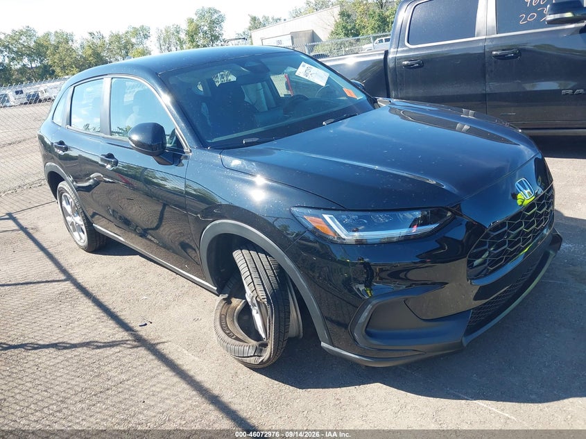 Vin: 3czrz2h33rm716578, lot: 46572523, honda hr-v awd lx 2024 img_1