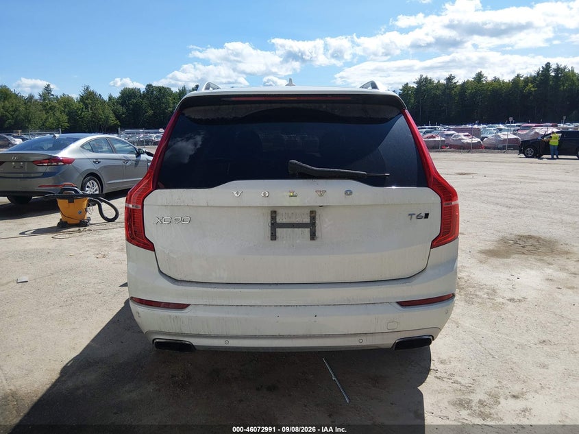 VOLVO XC90 - zdjęcie 16