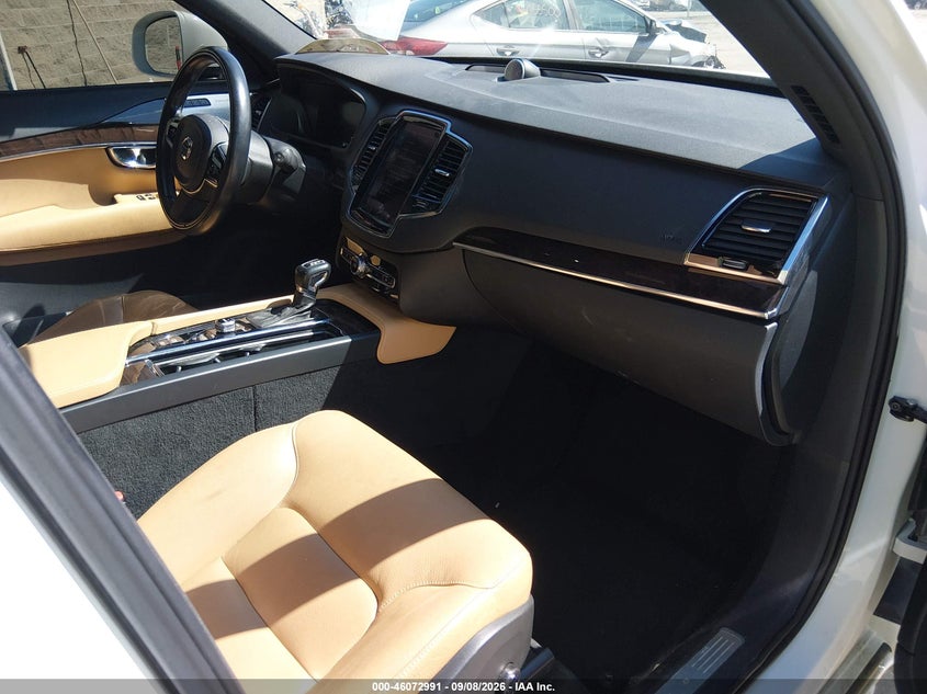 VOLVO XC90 - zdjęcie 5