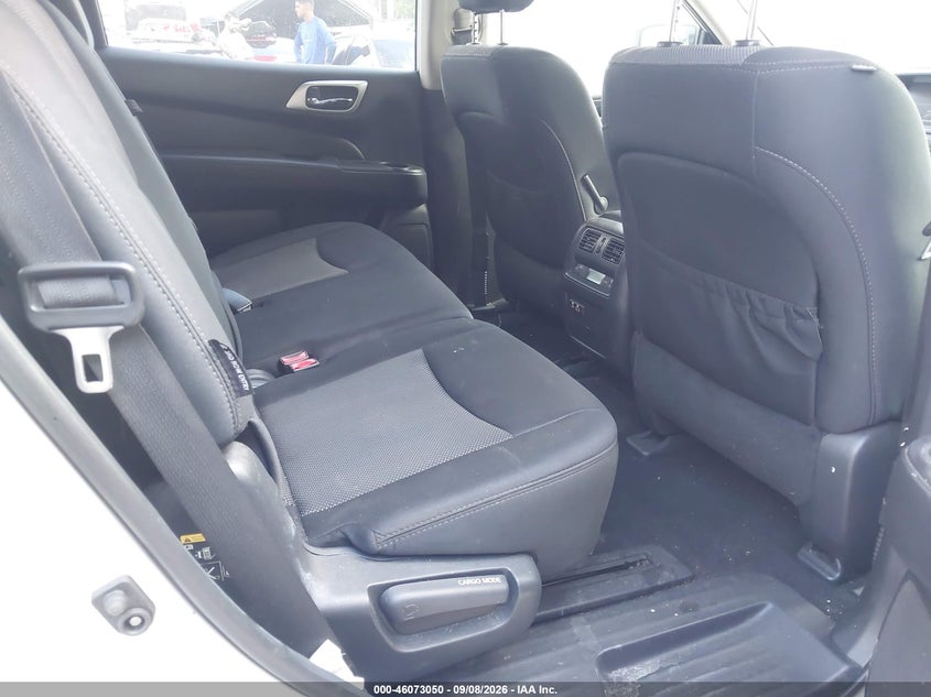 NISSAN PATHFINDER 2019 VIN 5N1DR2MM9KC597212