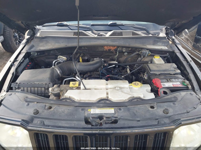 2008 JEEP LIBERTY SPORT · Фото 10