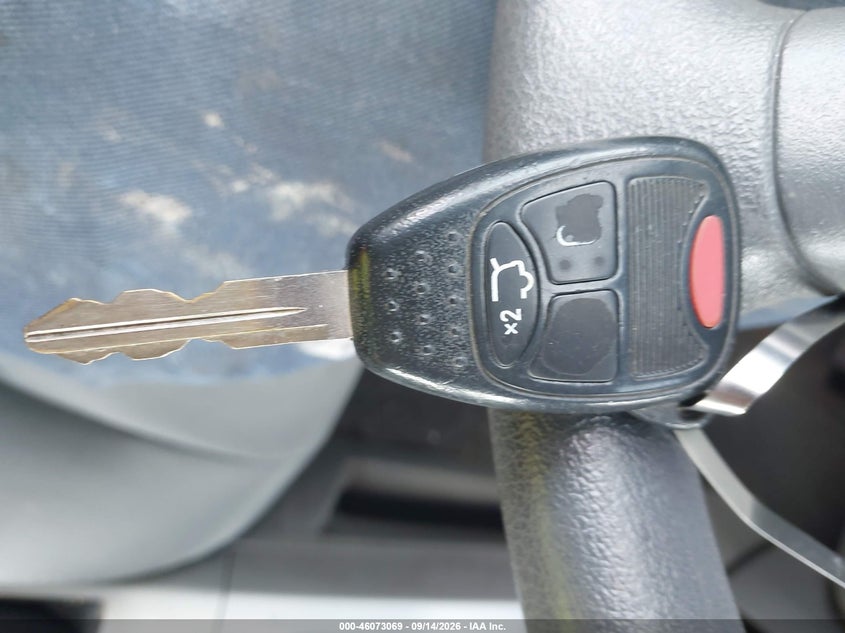 2008 JEEP LIBERTY SPORT · Фото 11