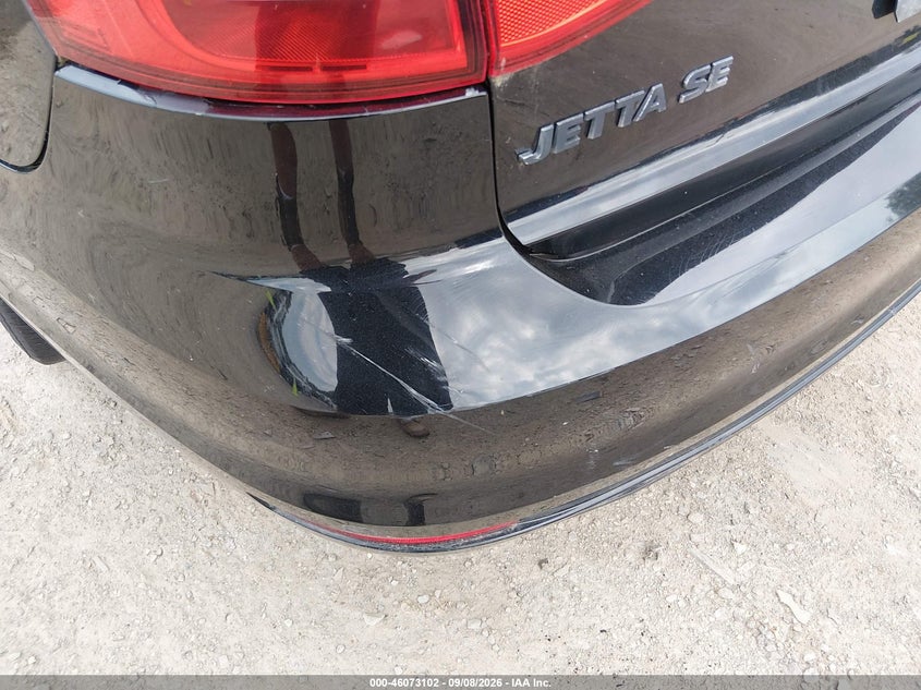 2015 VOLKSWAGEN JETTA auction photo 6