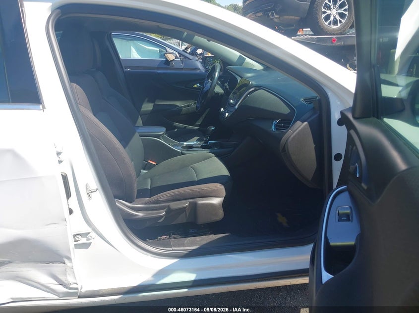 2018 CHEVROLET MALIBU auction photo 5