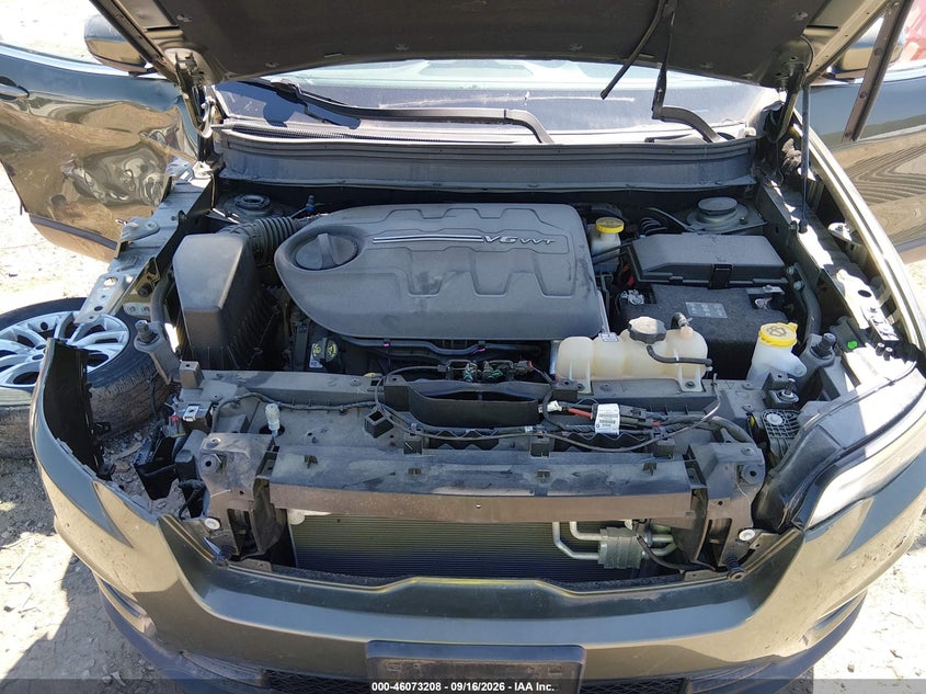 2019 JEEP CHEROKEE LATITUDE 4X4 - zdjęcie 10