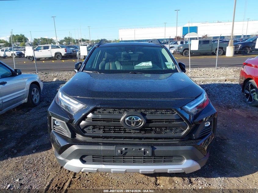 TOYOTA RAV4 - zdjęcie 13