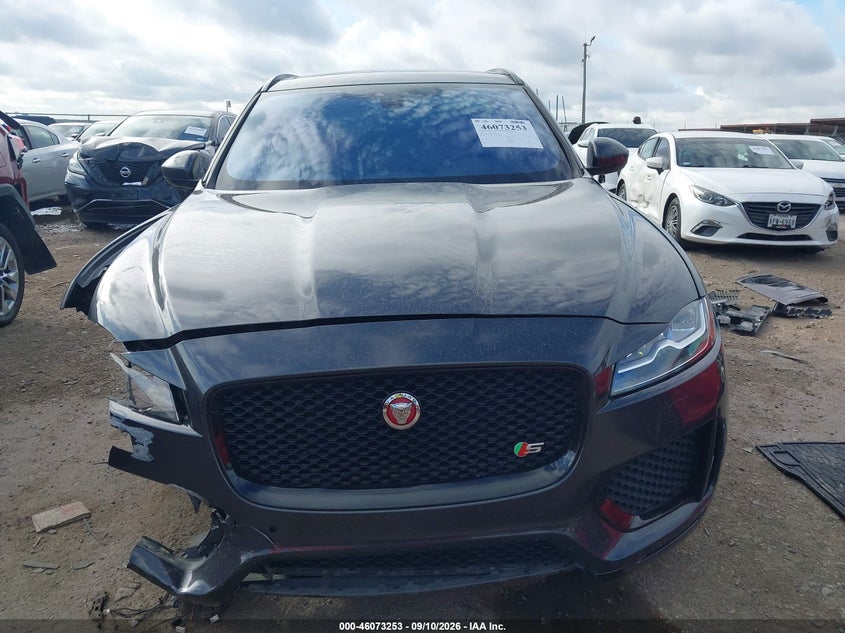 JAGUAR F-PACE - zdjęcie 13