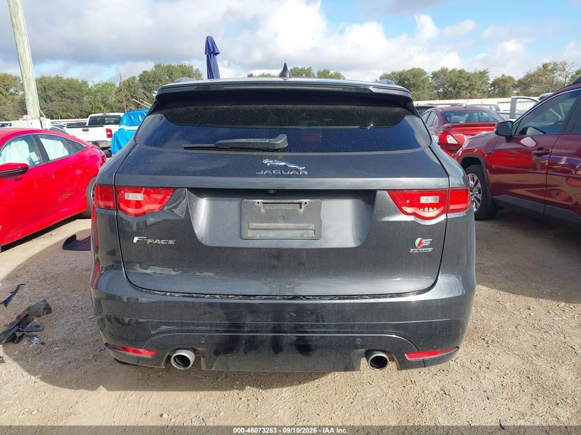 JAGUAR F-PACE - zdjęcie 17