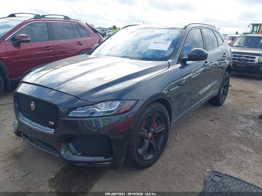 JAGUAR F-PACE - zdjęcie 2