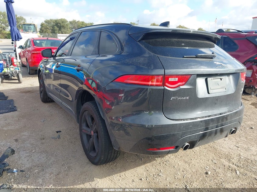 JAGUAR F-PACE - zdjęcie 3