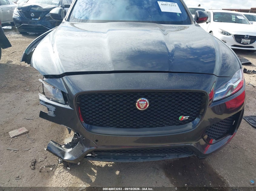 JAGUAR F-PACE - zdjęcie 6