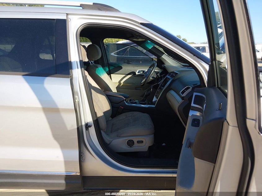 2014 FORD EXPLORER auction photo 5