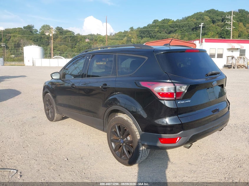 Vin: 1fmcu9g91hub72158, lot: 46572843, ford escape se 20173