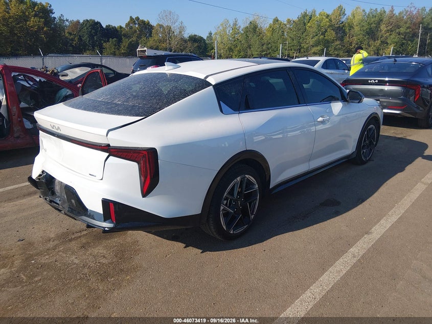 Vin: 3kpfw4de8se249064, lot: 46572966, kia k4 gt-line 20254