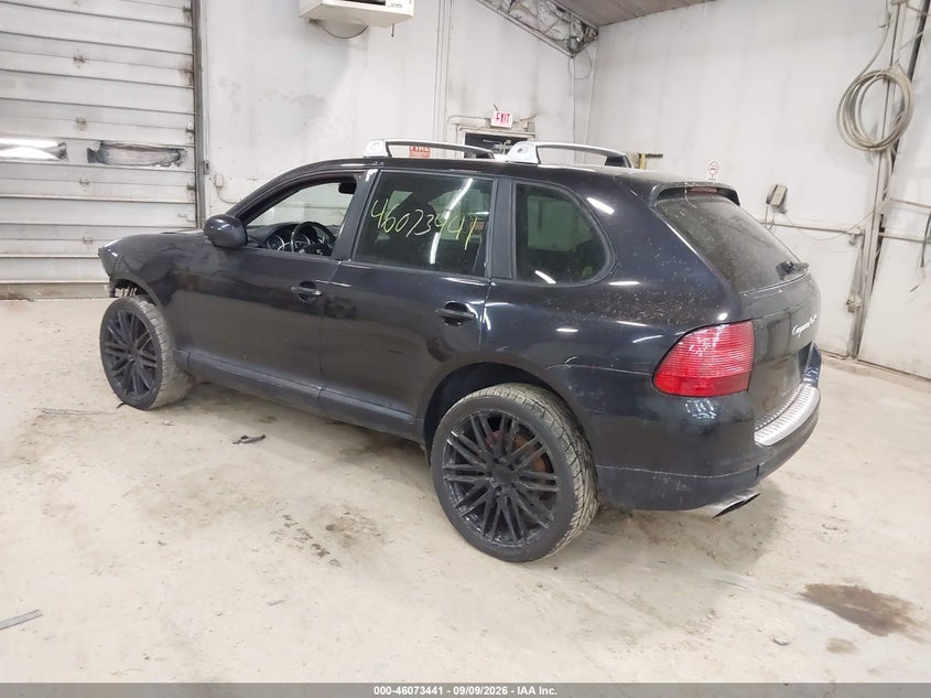 2004 PORSCHE CAYENNE auction photo 3
