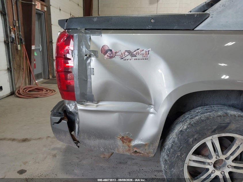 2007 CHEVROLET AVALANCHE 1500 auction photo 6