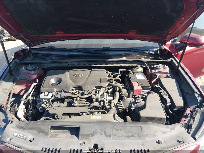 TOYOTA CAMRY - zdjęcie 10