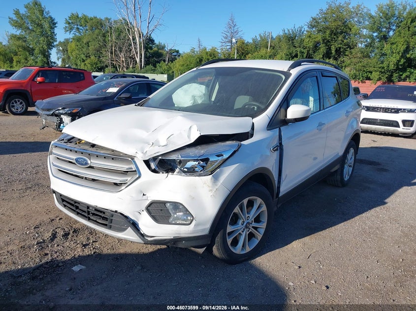 Vin: 1fmcu9gd5jud57808, lot: 46573146, ford escape se 20182