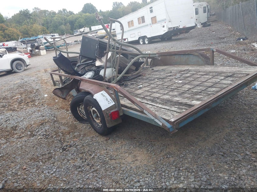 2010 MISC UTILITY TRAILER auction photo 3