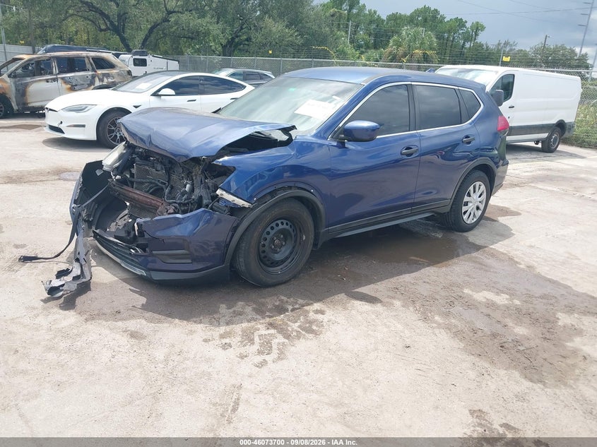 2017 NISSAN ROGUE auction photo 2