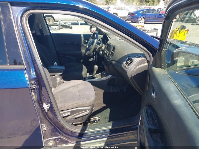 JEEP COMPASS 2018 VIN 3C4NJCAB7JT489716