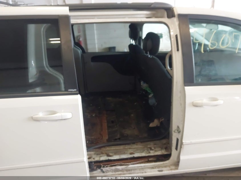 2013 DODGE GRAND CARAVAN auction photo 8