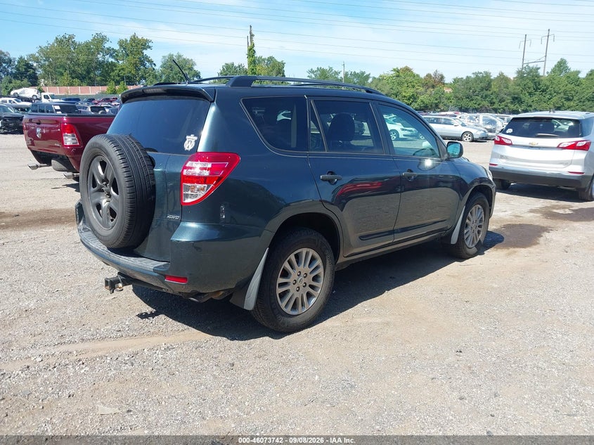 2012 TOYOTA RAV4 auction photo 4