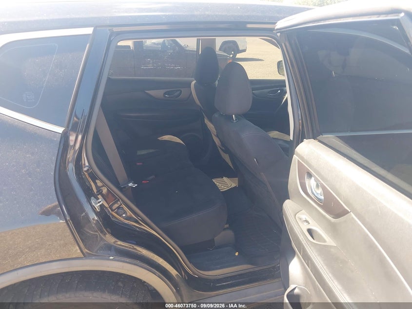 2016 NISSAN ROGUE auction photo 8