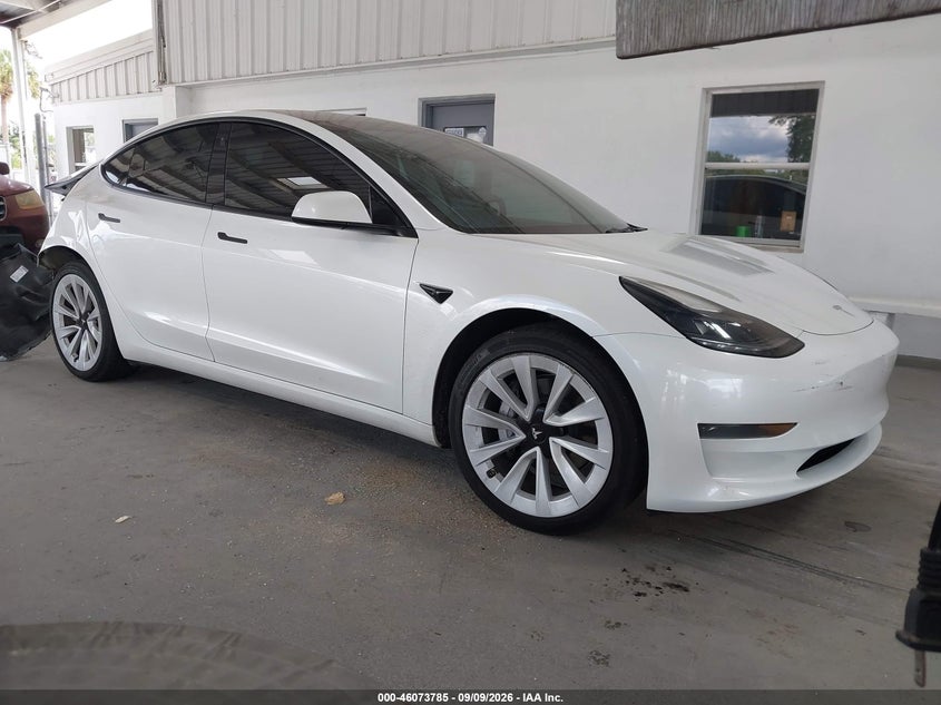 Vin: 5yj3e1ea2pf513011, lot: 46573332, tesla model 3 rear-wheel drive 2023 img_1
