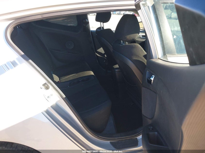2013 HYUNDAI VELOSTER auction photo 8