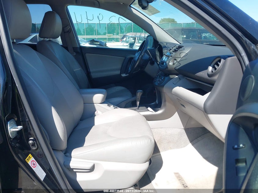 2010 TOYOTA RAV4 auction photo 5