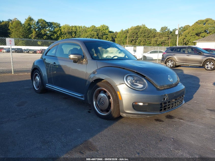 2016 VOLKSWAGEN BEETLE auction photo 1