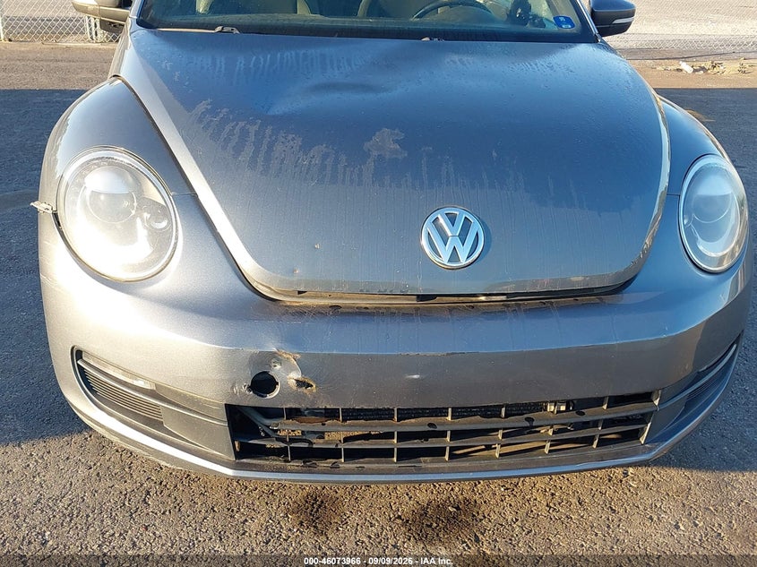2016 VOLKSWAGEN BEETLE auction photo 6