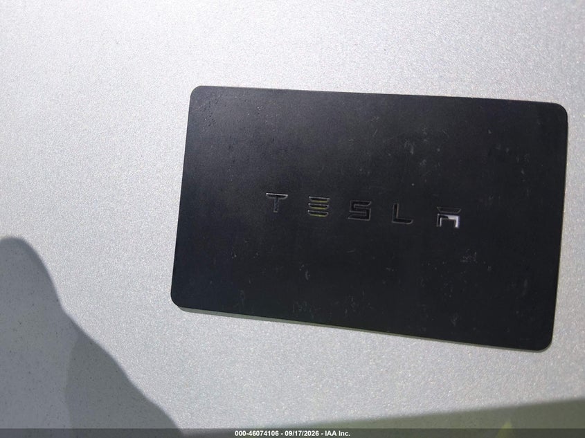 TESLA MODEL 3 2019 VIN 5YJ3E1EB1KF390092