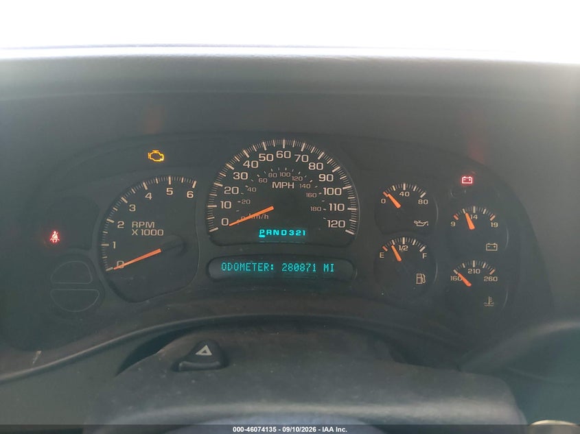 2003 CHEVROLET SUBURBAN 1500 auction photo 7