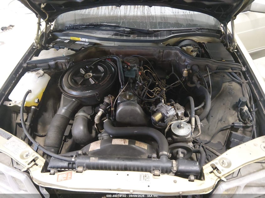 MERCEDES-BENZ 300 1981 VIN WDBCB20A9BB003268
