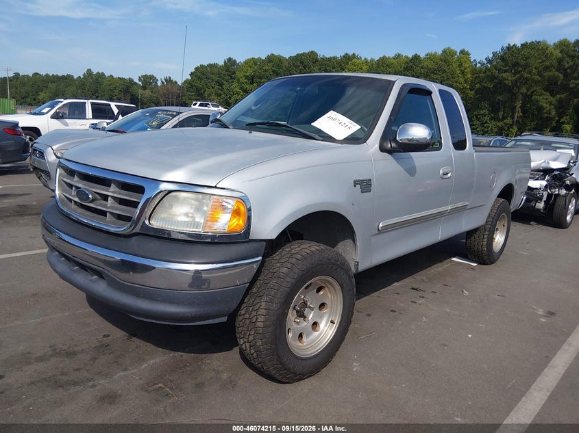 2002 Ford F-150, Right Rear, IAAI, VIN 1FTRX17W72NB19754 — photo 2