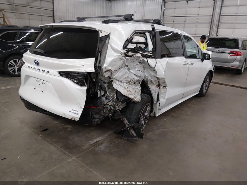 Vin: 5tdyskfc7ps081824, lot: 46573764, toyota sienna xle 20234