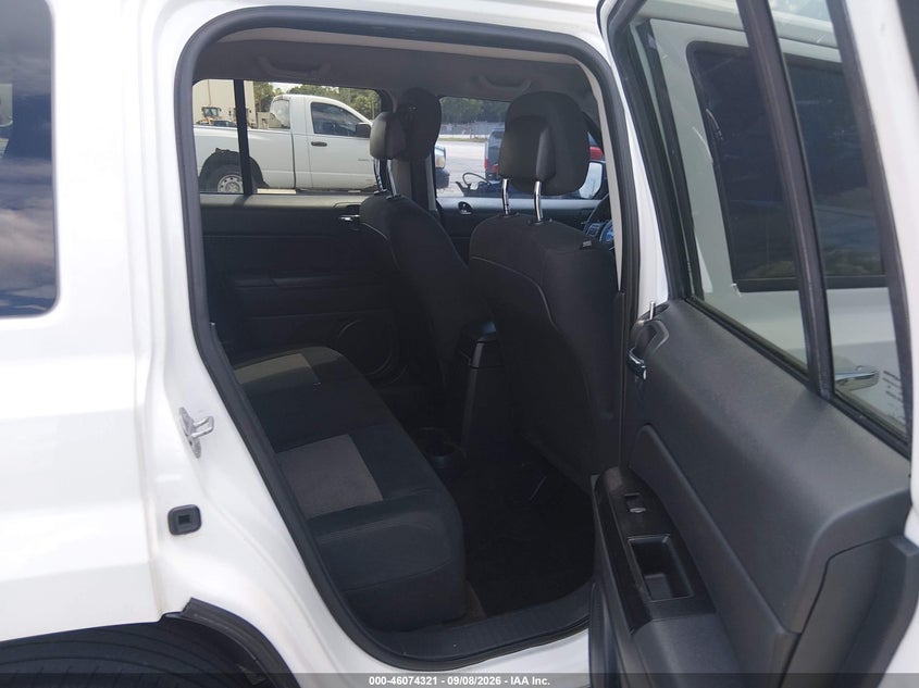 2014 JEEP PATRIOT auction photo 8