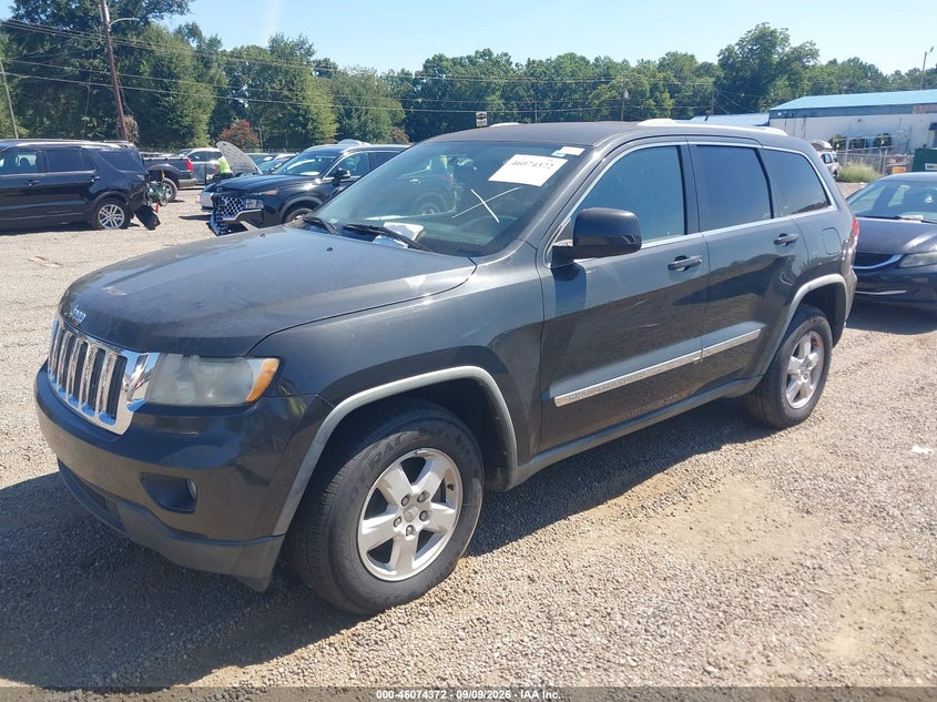 2011 JEEP GRAND CHEROKEE auction photo 2