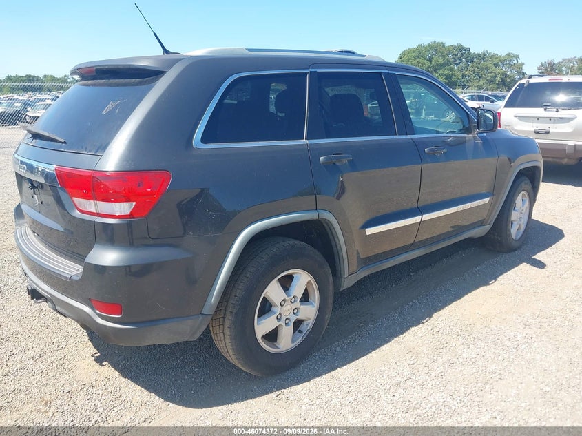 2011 JEEP GRAND CHEROKEE auction photo 4