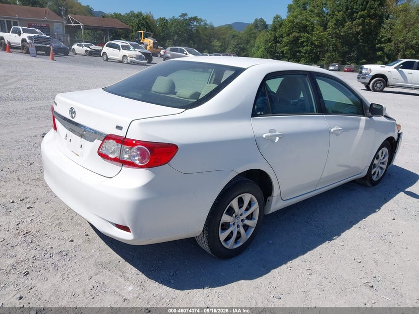 Vin: 2t1bu4ee4cc878596, lot: 46573921, toyota corolla le 20124