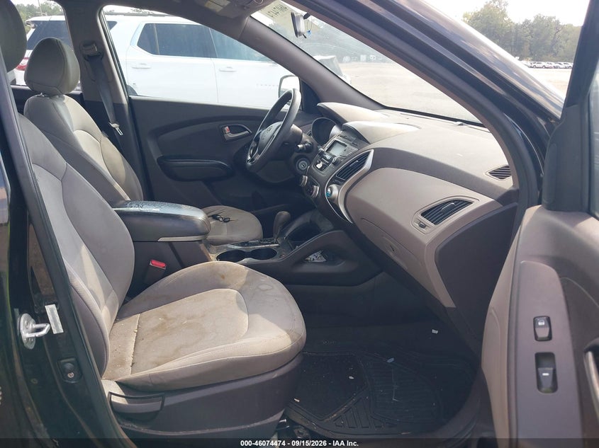 2010 HYUNDAI TUCSON auction photo 5