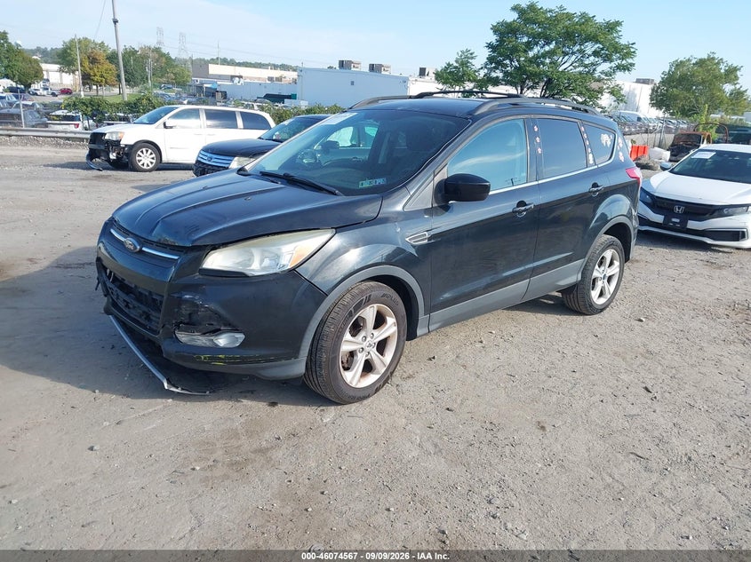Vin: 1fmcu0gx7dud47887, lot: 46574115, ford escape se 20132