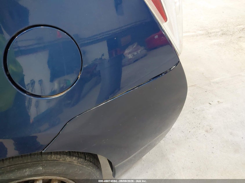 2010 TOYOTA PRIUS auction photo 6