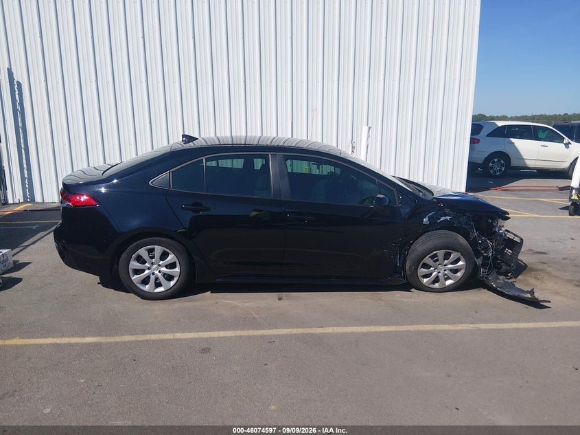 TOYOTA COROLLA - zdjęcie 13