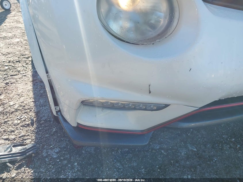 2015 NISSAN JUKE auction photo 6