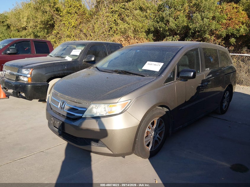 2012 HONDA ODYSSEY auction photo 2